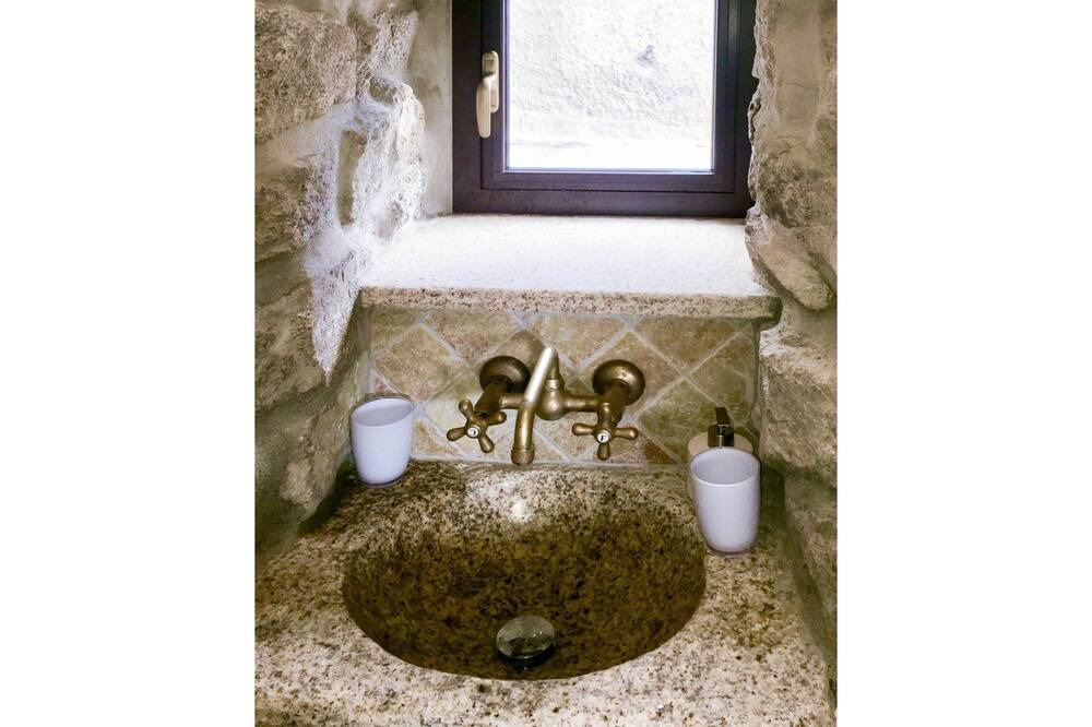 Photo of Bathroom in Capo Testa