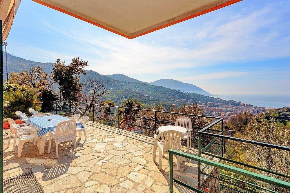 Photo of Patio Balcony in Recco