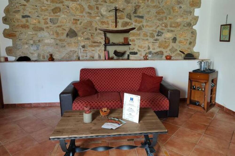 Photo of Livingroom in Casal Velino