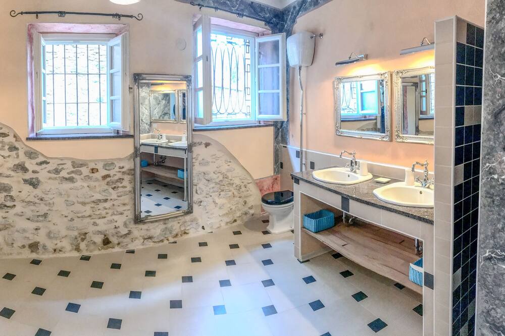 Photo of Bedroom in Grognardo