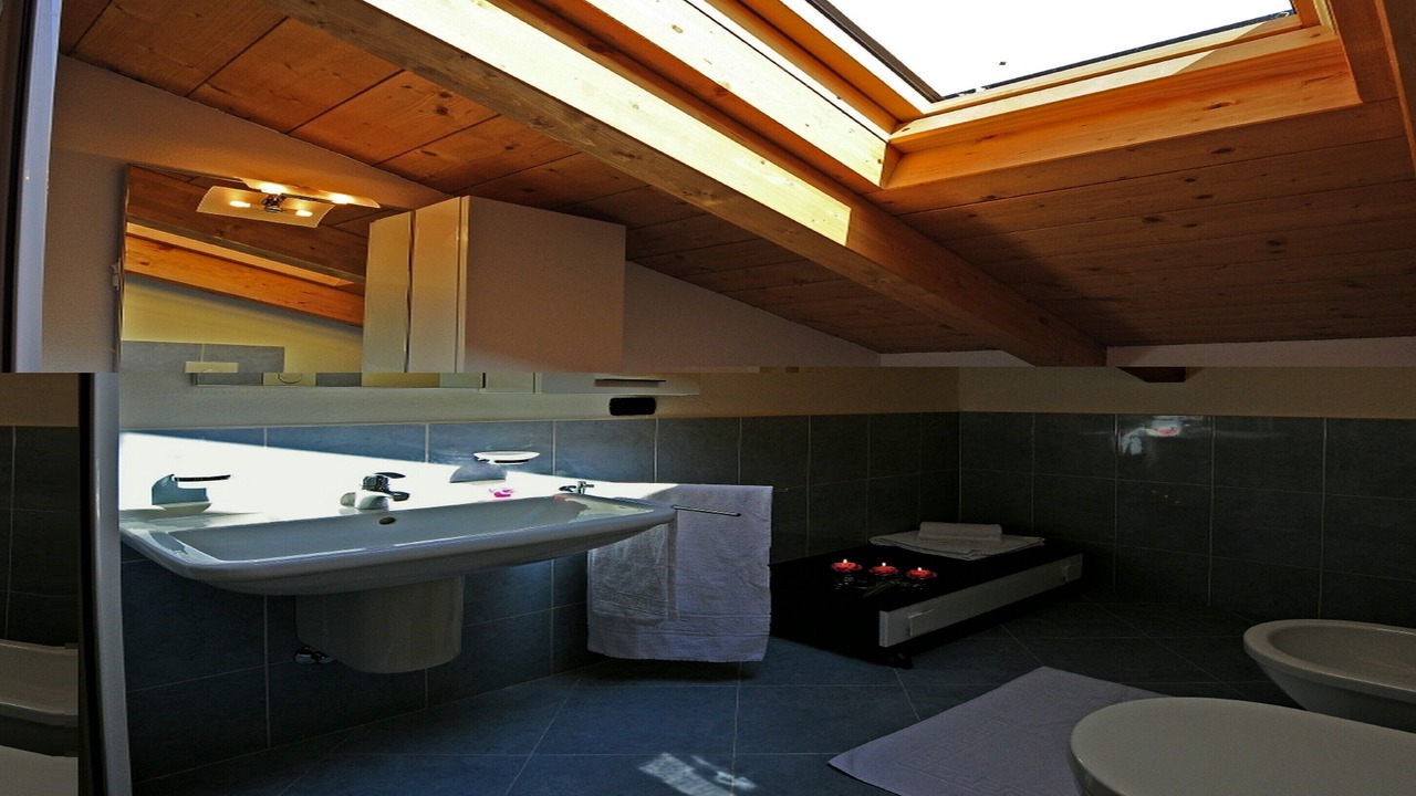 Photo of Bathroom in Argegno