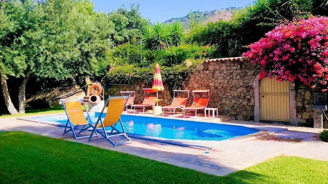 Photo of Outdoor in Mitogio