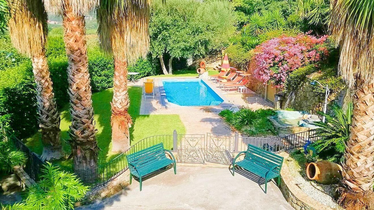 Photo of Outdoor in Mitogio