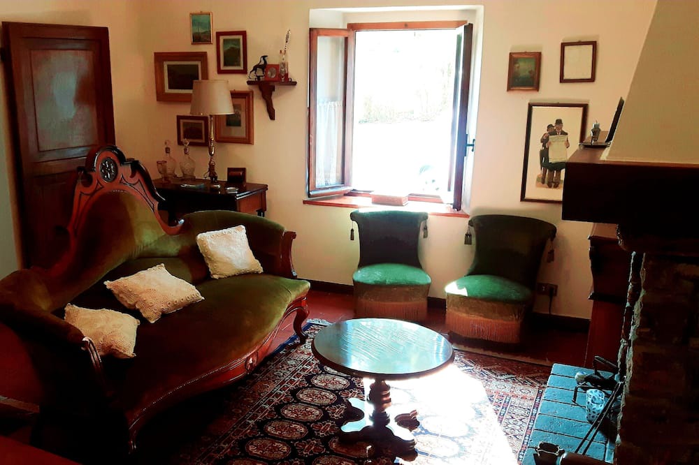 Photo of Livingroom in Savigno