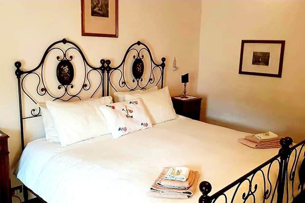 Photo of Bedroom in Savigno