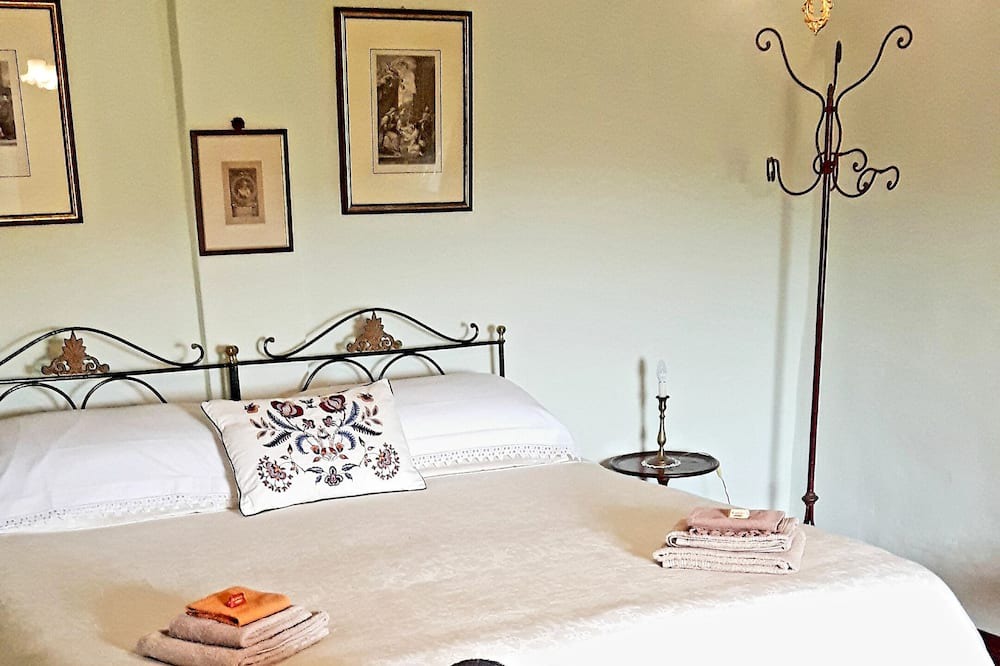 Photo of Bedroom in Savigno
