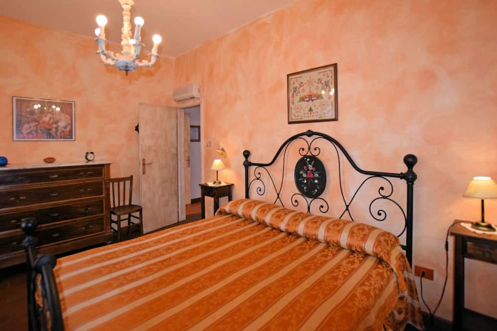 Photo of Bedroom in San Momme
