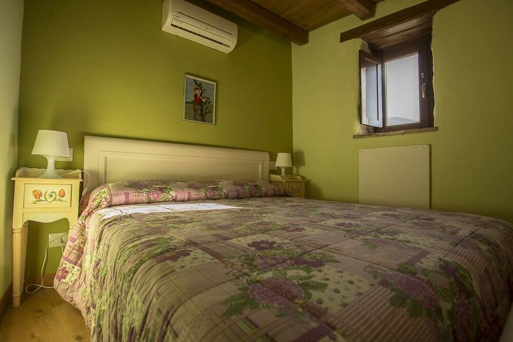 Photo of Bedroom in Precetto