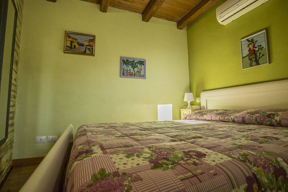 Photo of Bedroom in Precetto