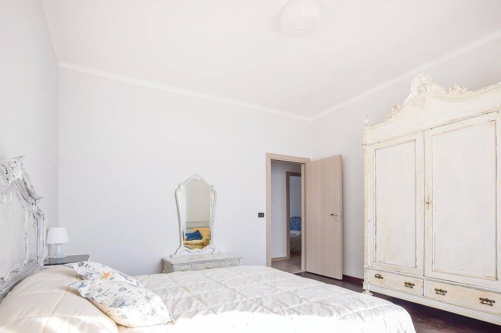 Photo of Bedroom in Pieve Ligure