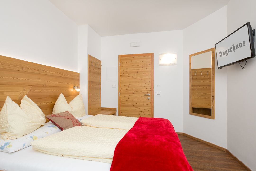Photo of Bedroom in Pellizzano