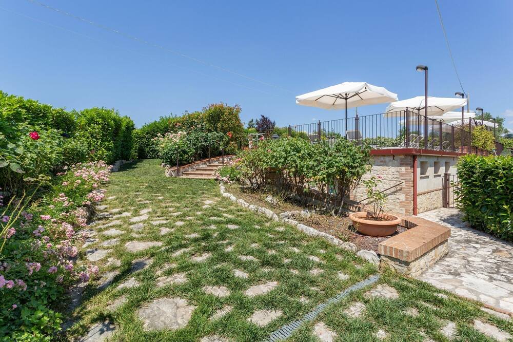 Photo of Outdoor in Montoro