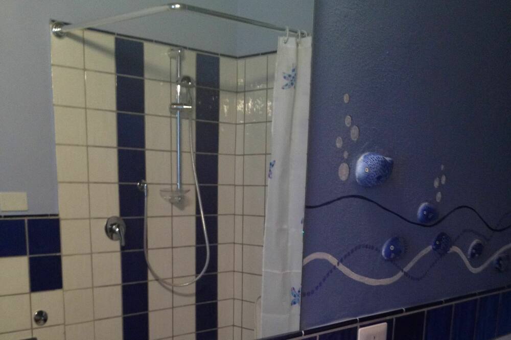 Photo of Bathroom in Montoro