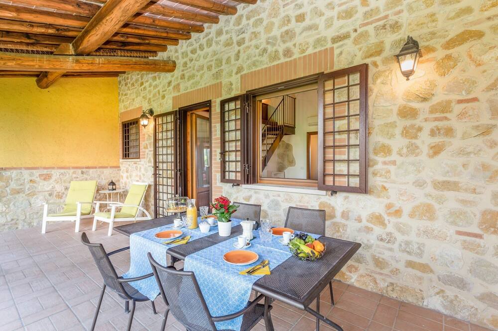 Photo of Patio Balcony in Montoro