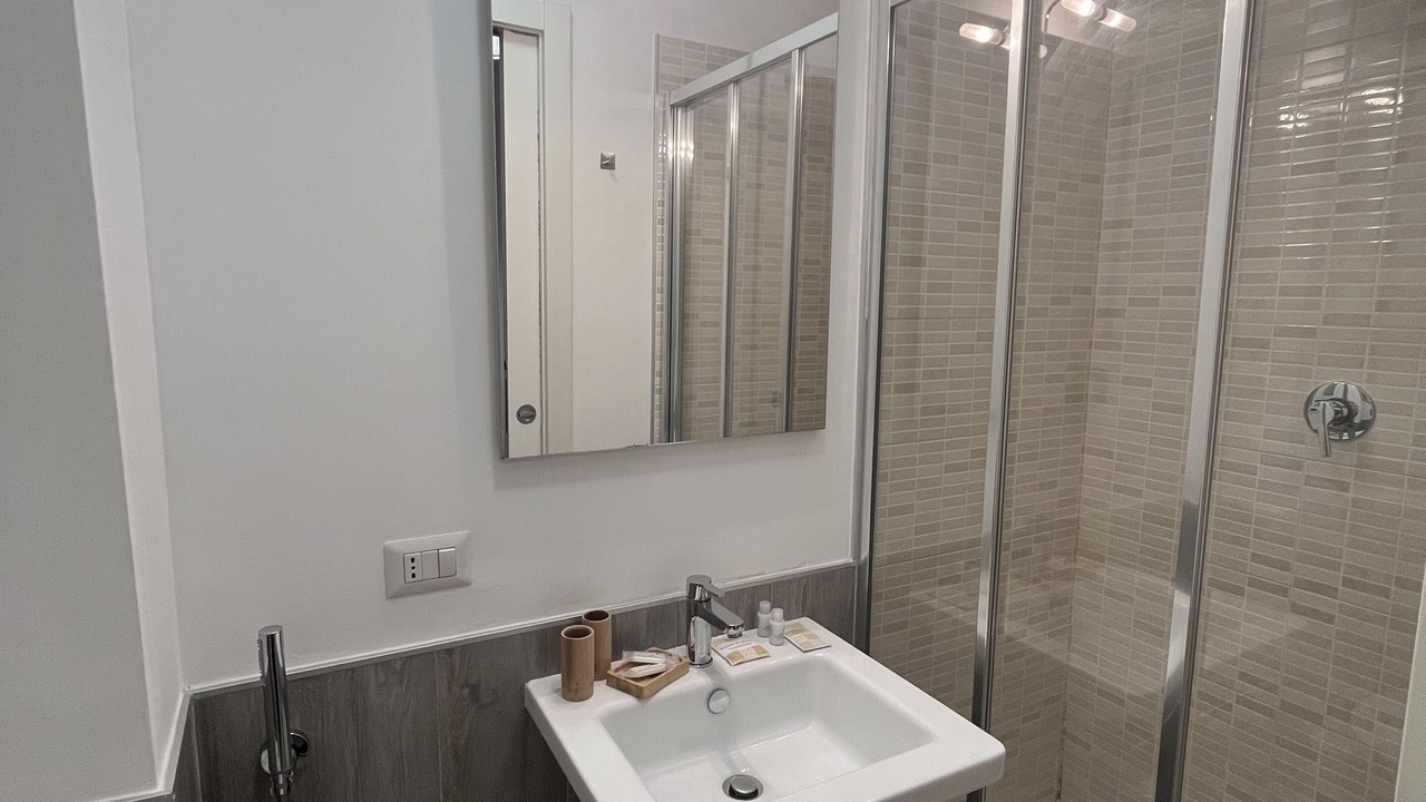 Photo of Bathroom in Salario