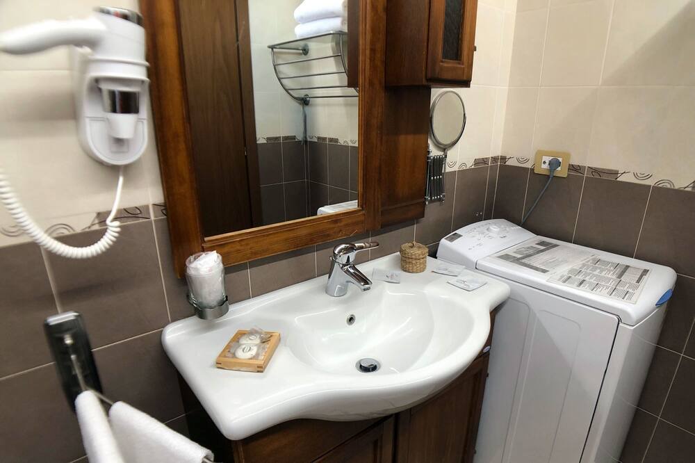 Photo of Bathroom in Scafati
