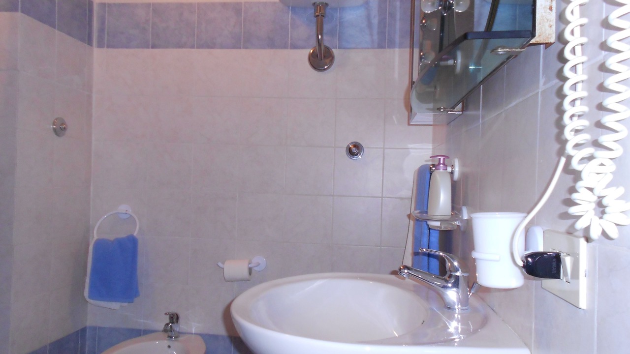 Photo of Bathroom in Orte