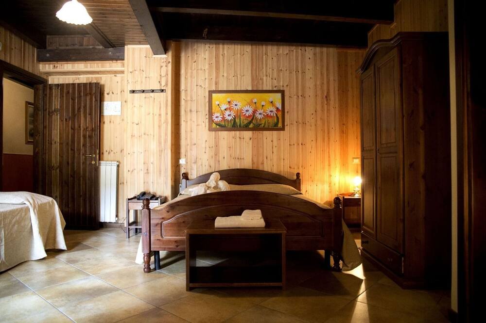 Photo of Bedroom in Cotronei