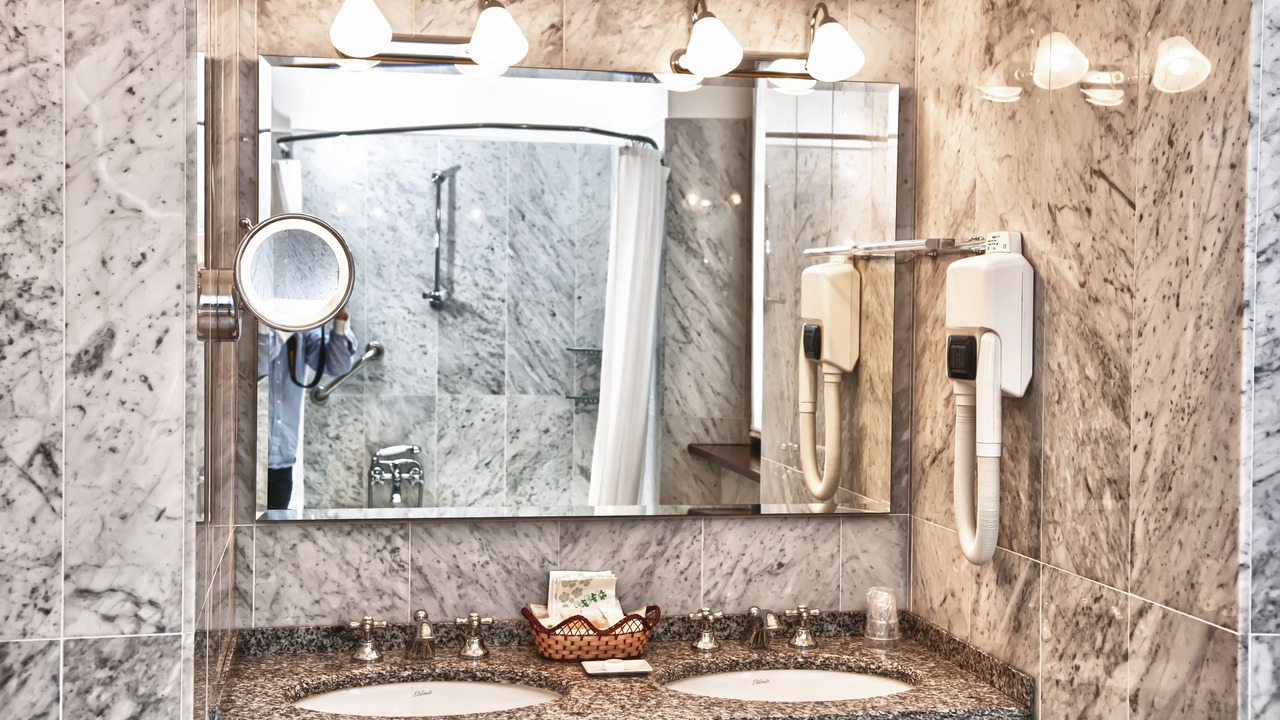 Photo of Bathroom in Belgirate