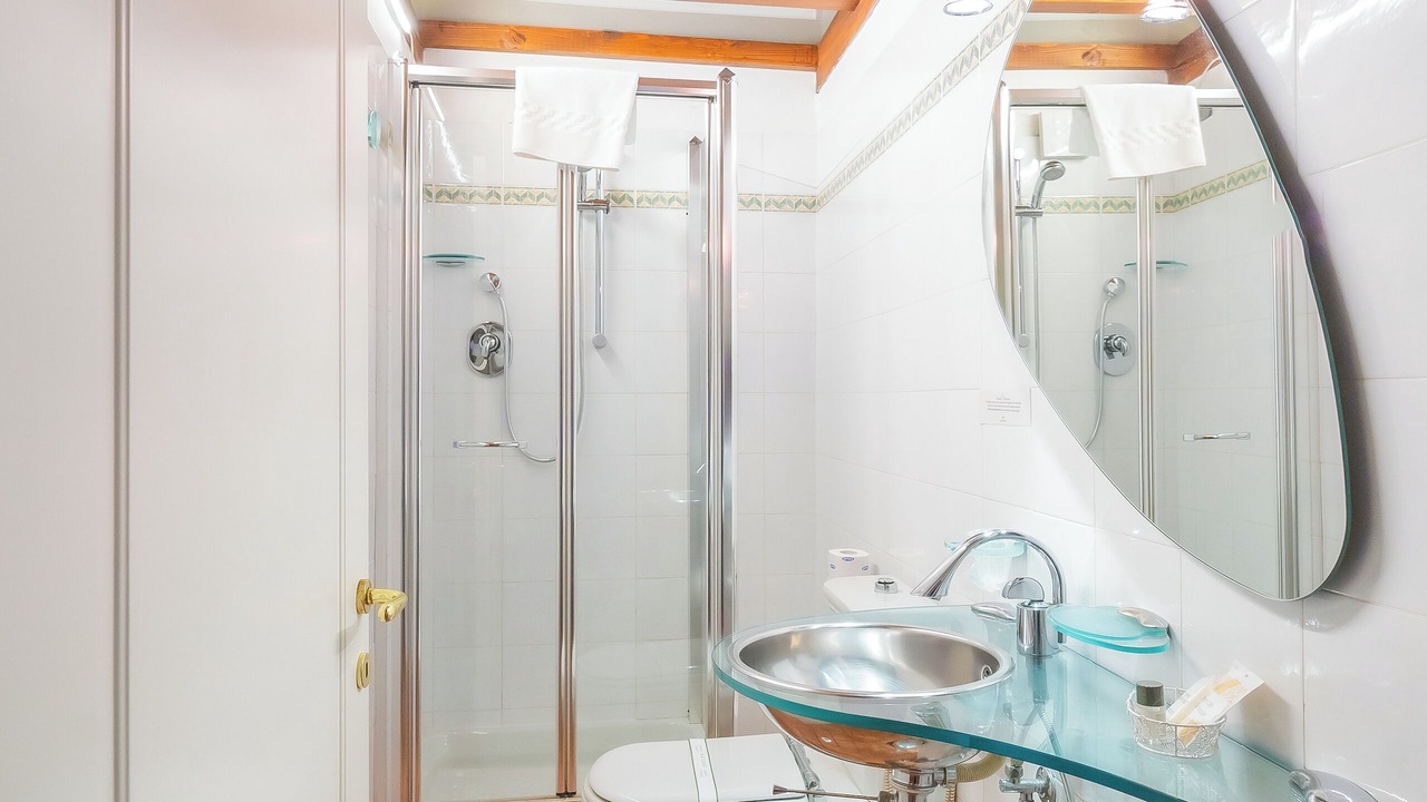 Photo of Bathroom in Porciano