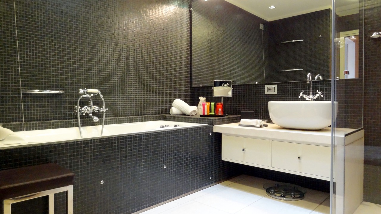 Photo of Bathroom in Peschiera del Garda City Centre