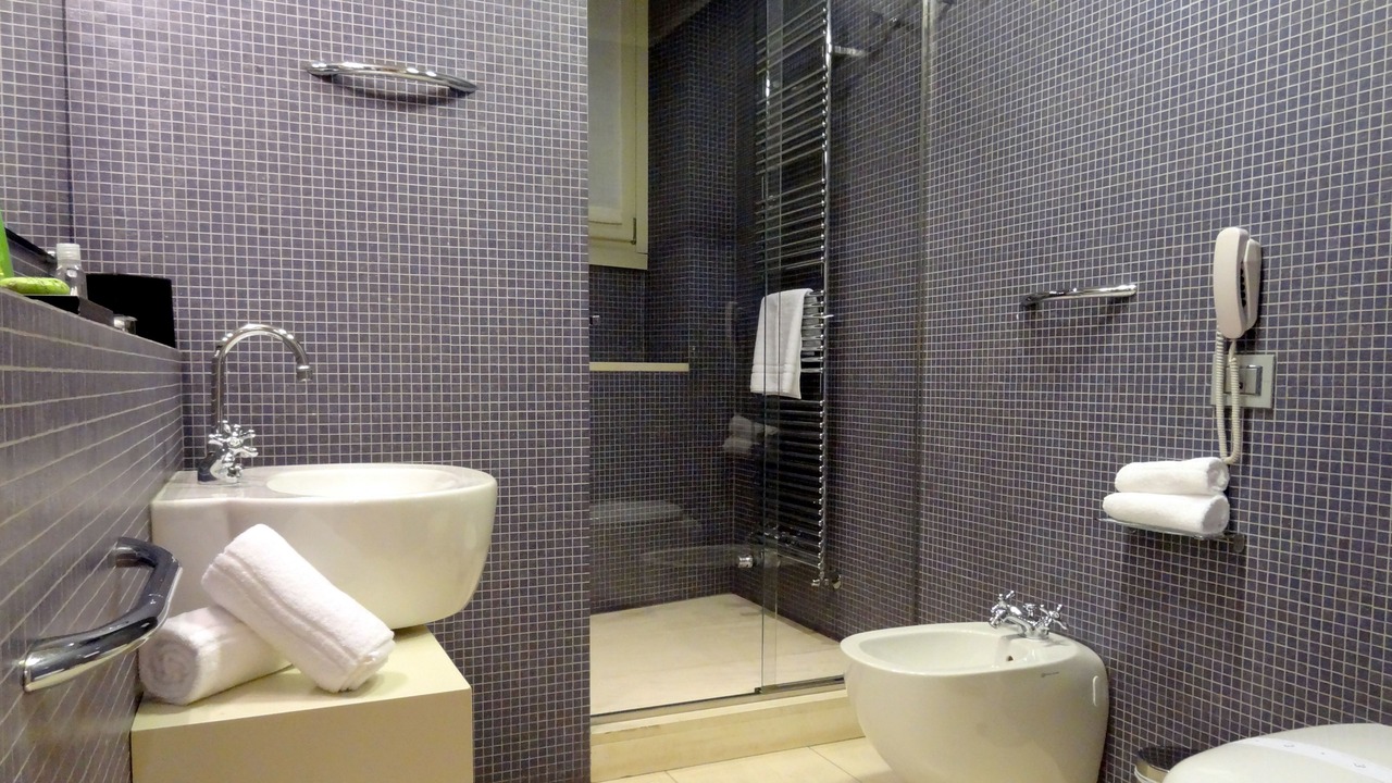 Photo of Bathroom in Peschiera del Garda City Centre
