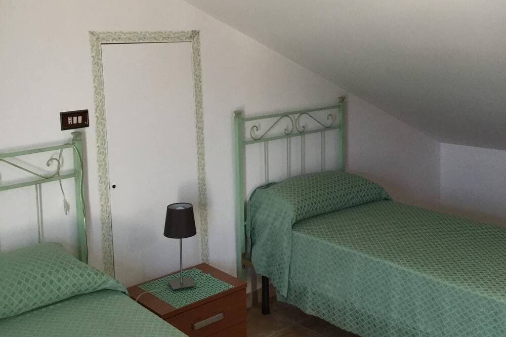 Photo of Bedroom in Atri