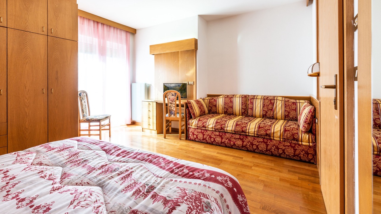 Photo of Bedroom in Malosco