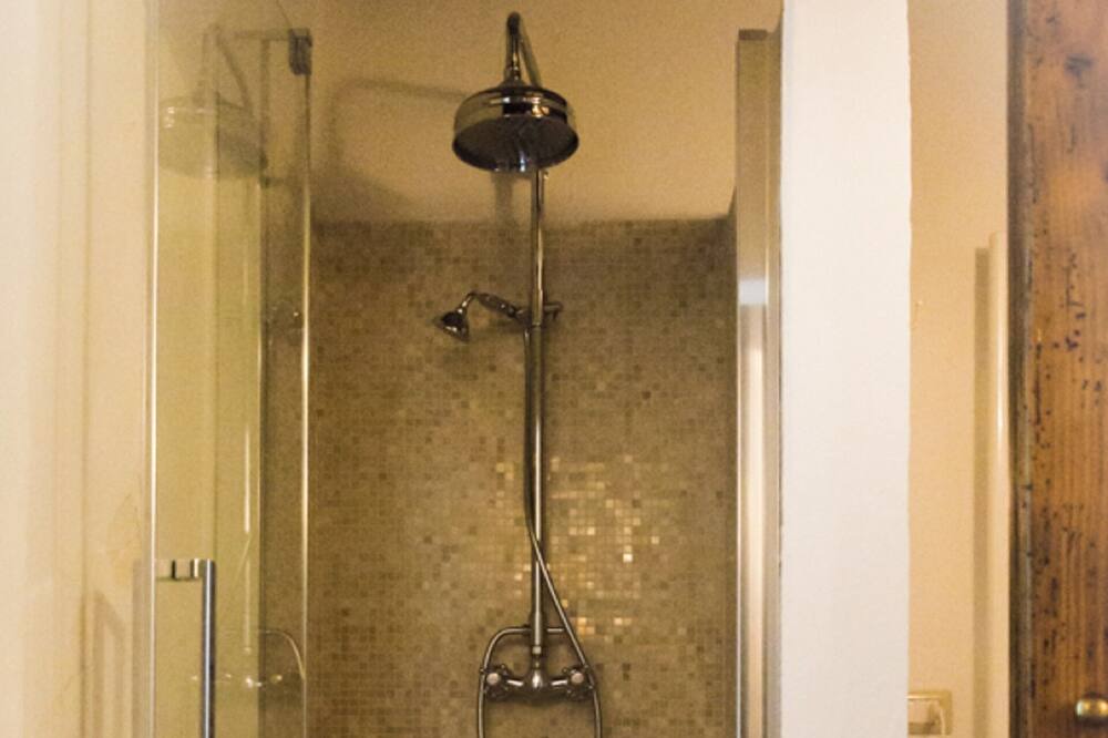 Photo of Bathroom in Rupoli