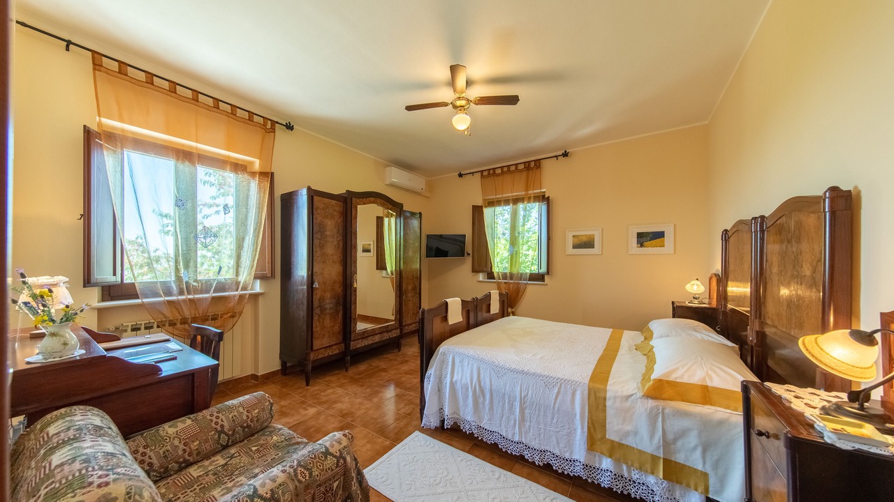 Photo of Bedroom in Atri
