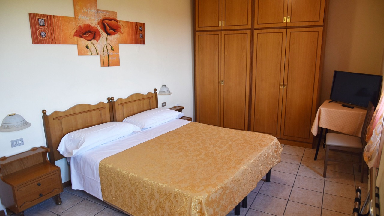 Photo of Bedroom in Momigno