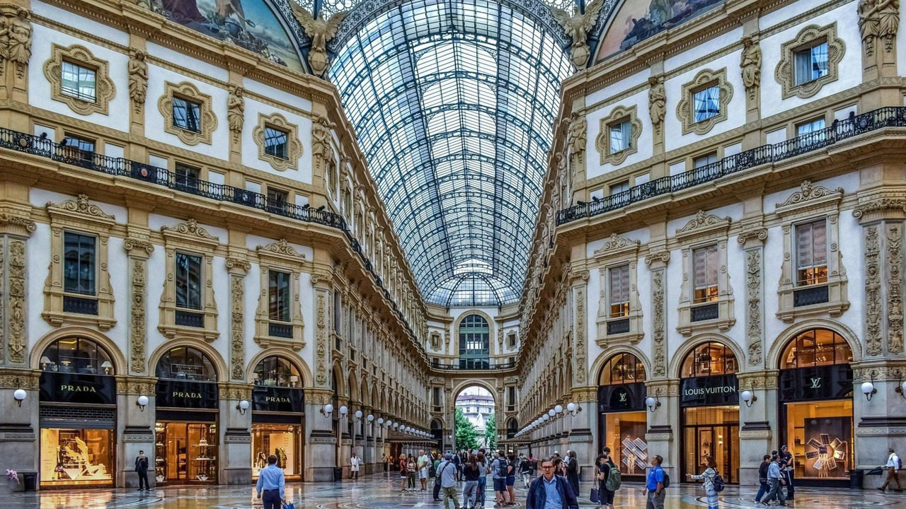 Photo of Others in Pavia