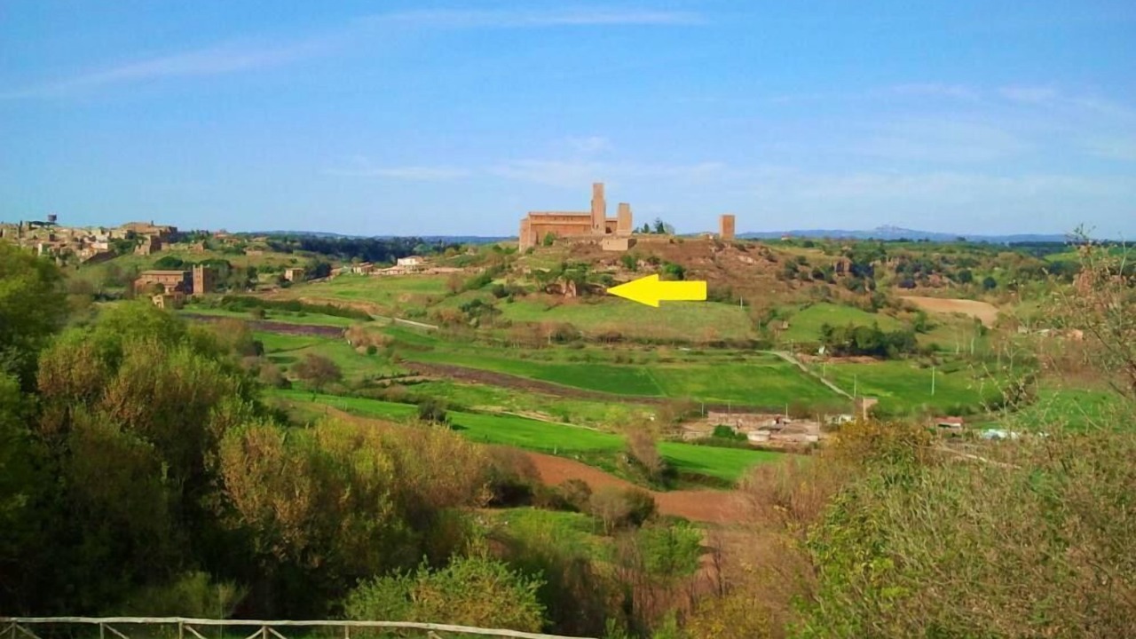 Photo of Others in Tuscania