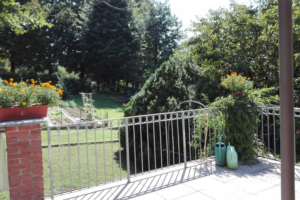 Photo of Patio Balcony in San Paolo Solbrito