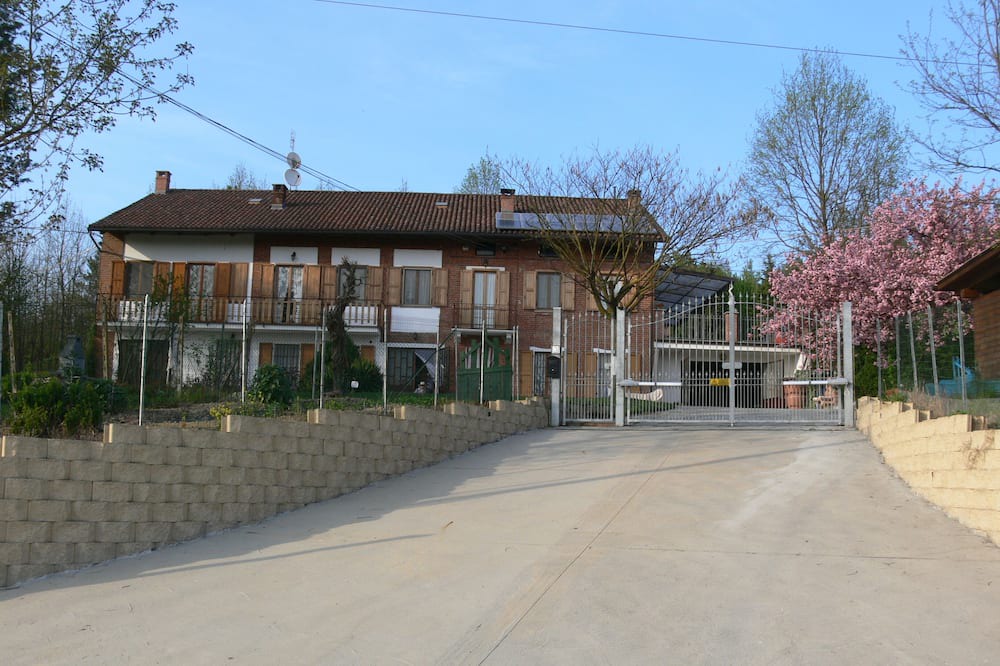Photo of Outdoor in San Paolo Solbrito