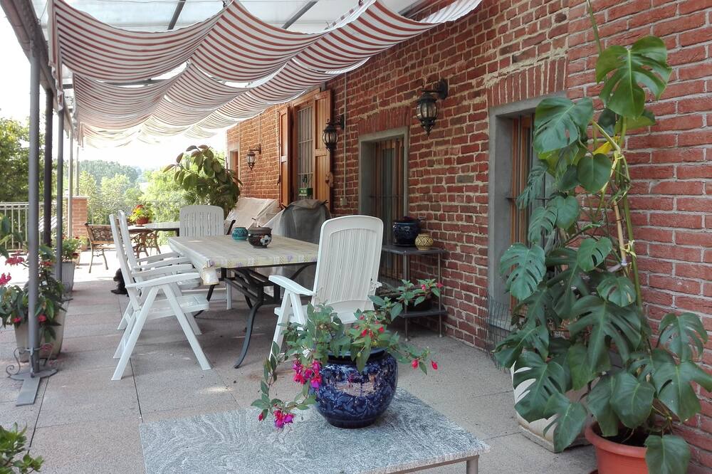 Photo of Patio Balcony in San Paolo Solbrito
