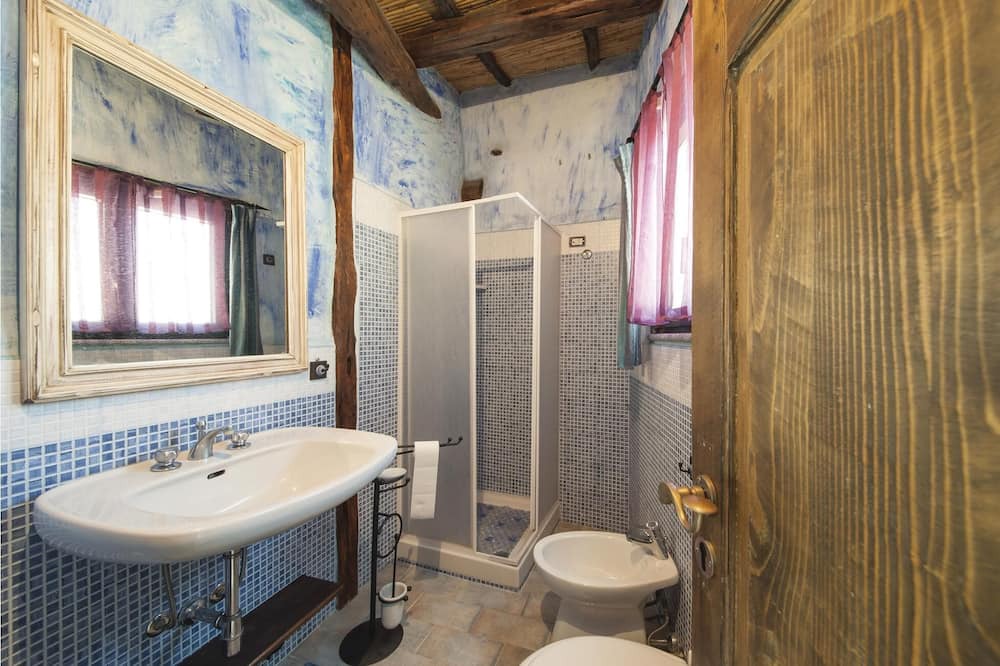 Photo of Bathroom in Orgosolo