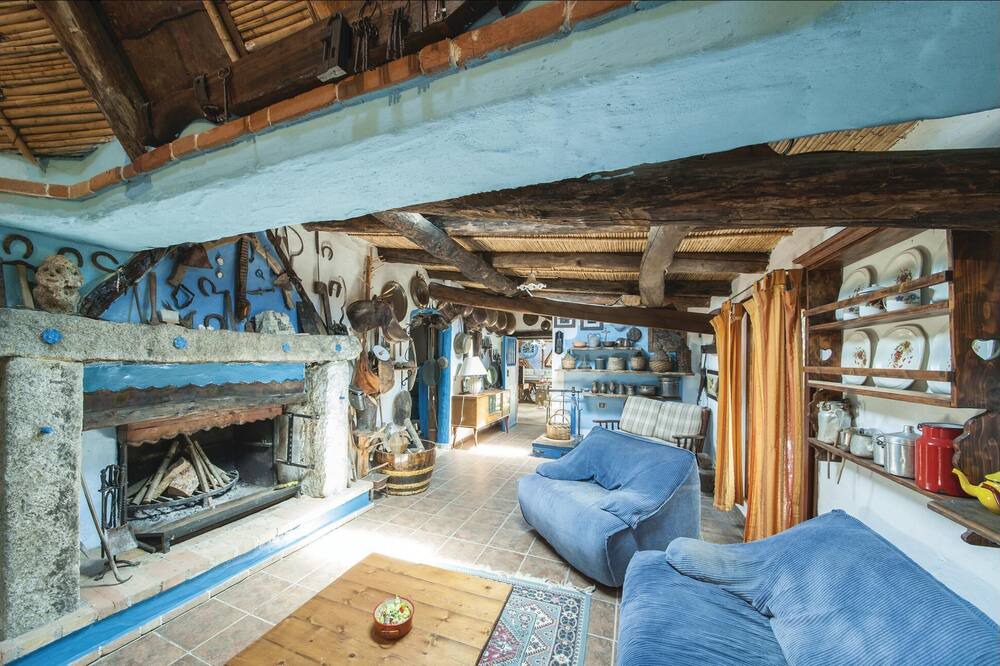 Photo of Bedroom in Orgosolo