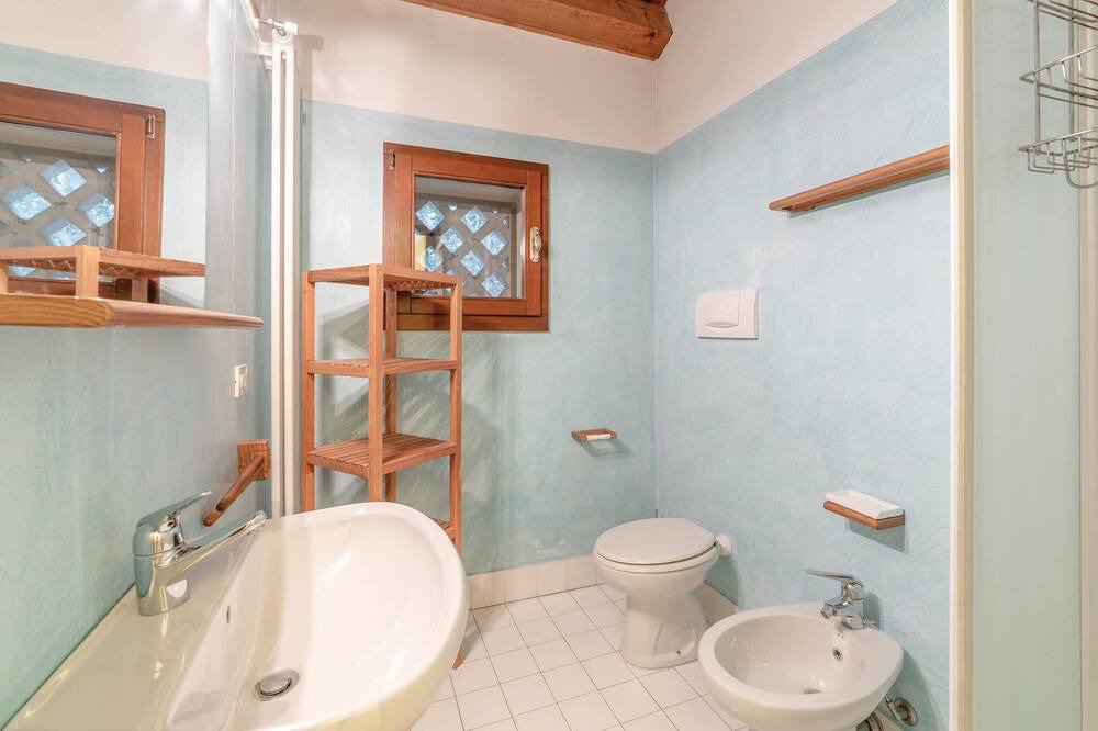 Photo of Bathroom in Castelgomberto