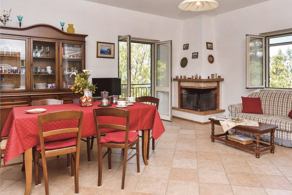 Photo of Bedroom in Perdifumo