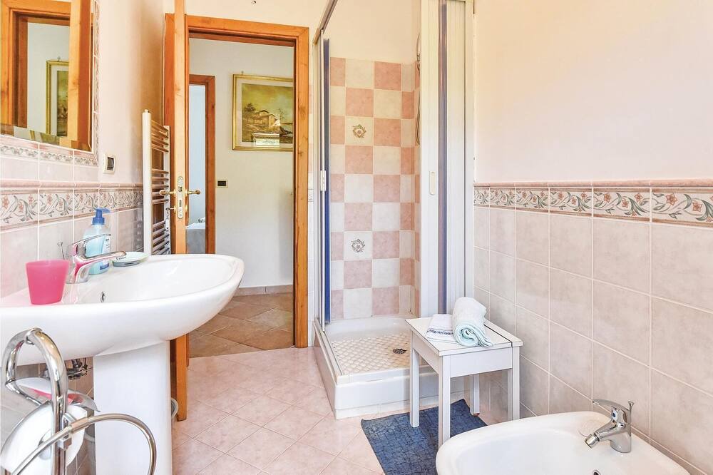 Photo of Bathroom in Perdifumo