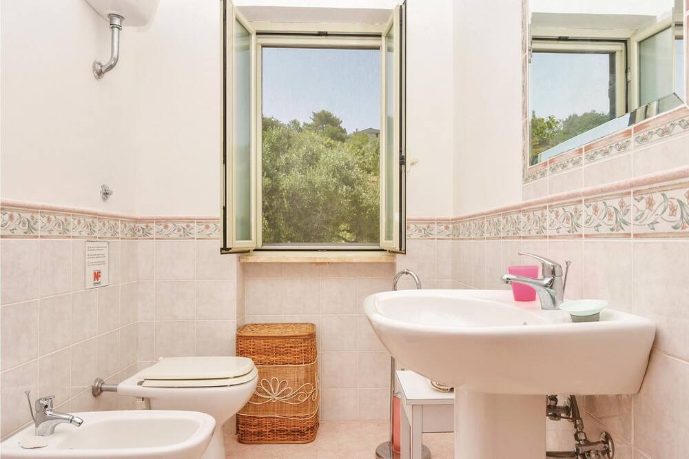 Photo of Bathroom in Perdifumo