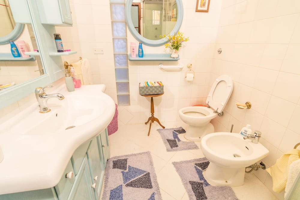 Photo of Bathroom in Solanas