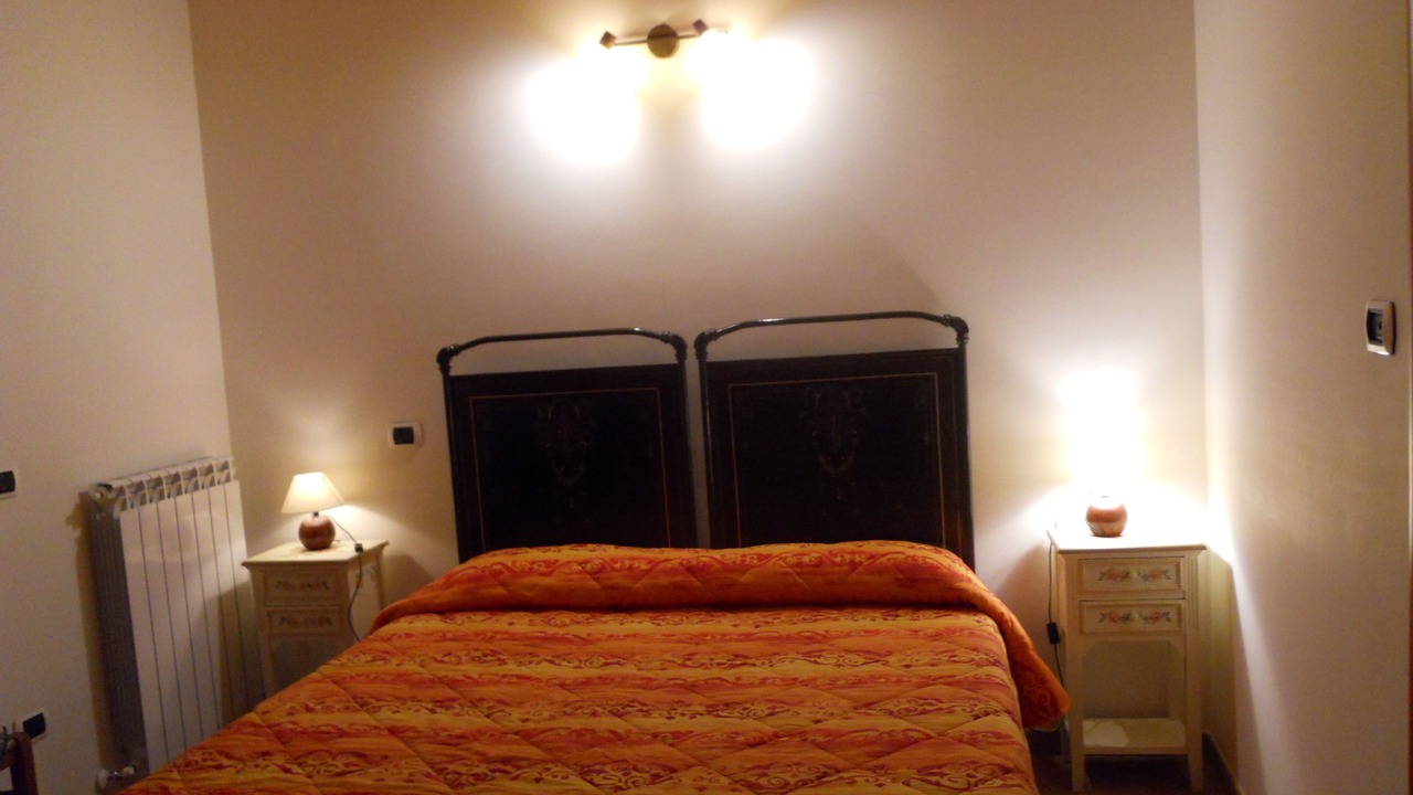 Photo of Bedroom in Preci