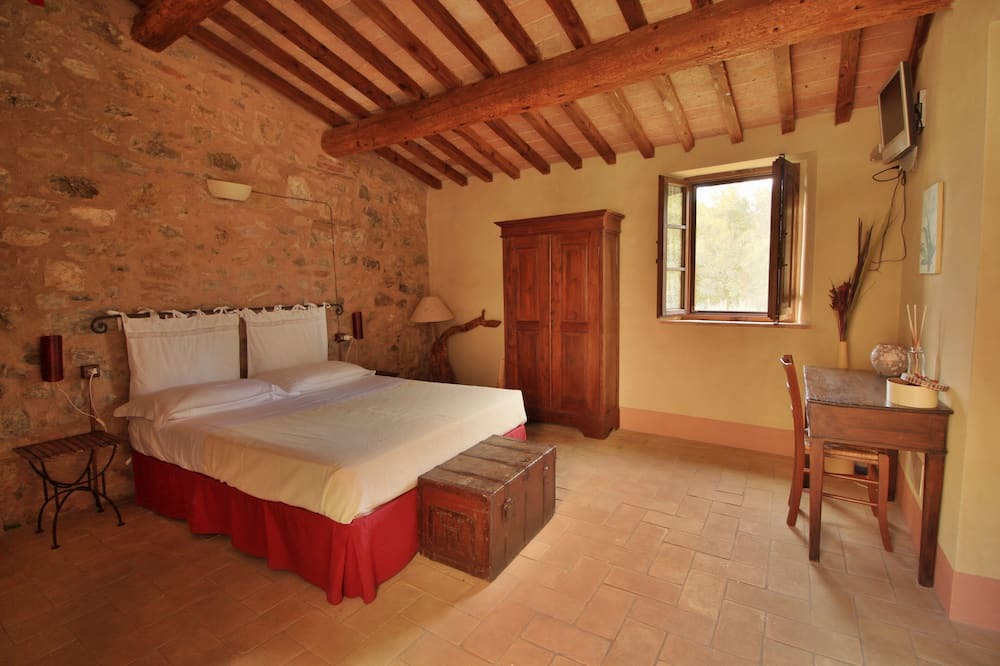 Photo of Bedroom in Radicondoli