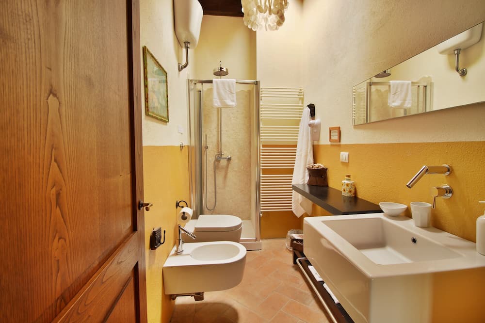 Photo of Bathroom in Radicondoli