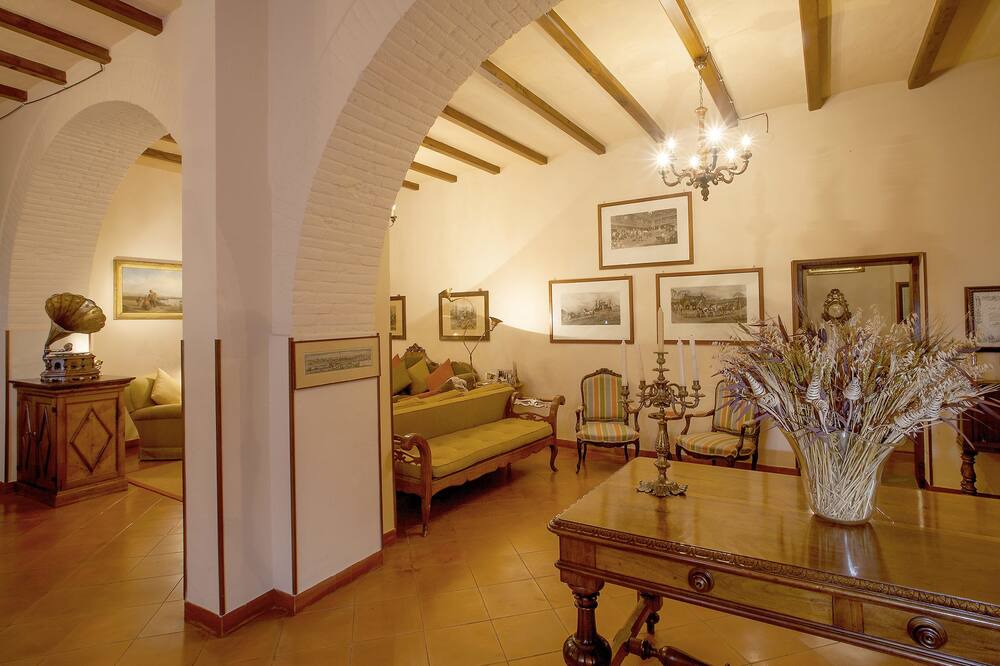 Photo of Others in Paciano