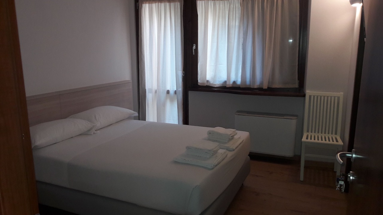 Photo of Bedroom in Alice Bel Colle