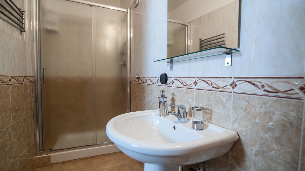 Photo of Bathroom in Marini