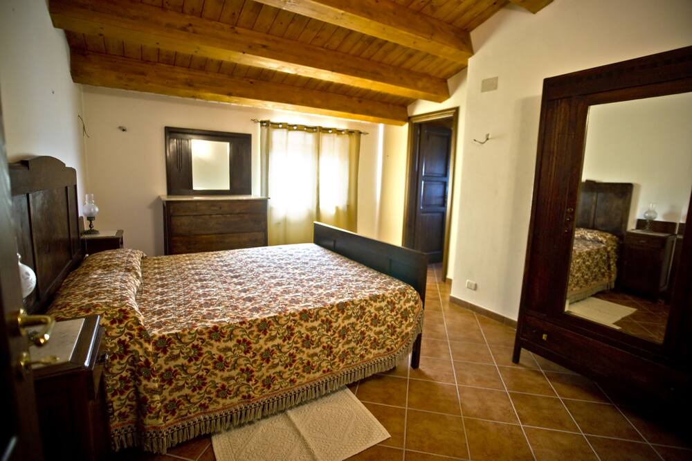 Photo of Bedroom in Santa Sofia dʼEpiro
